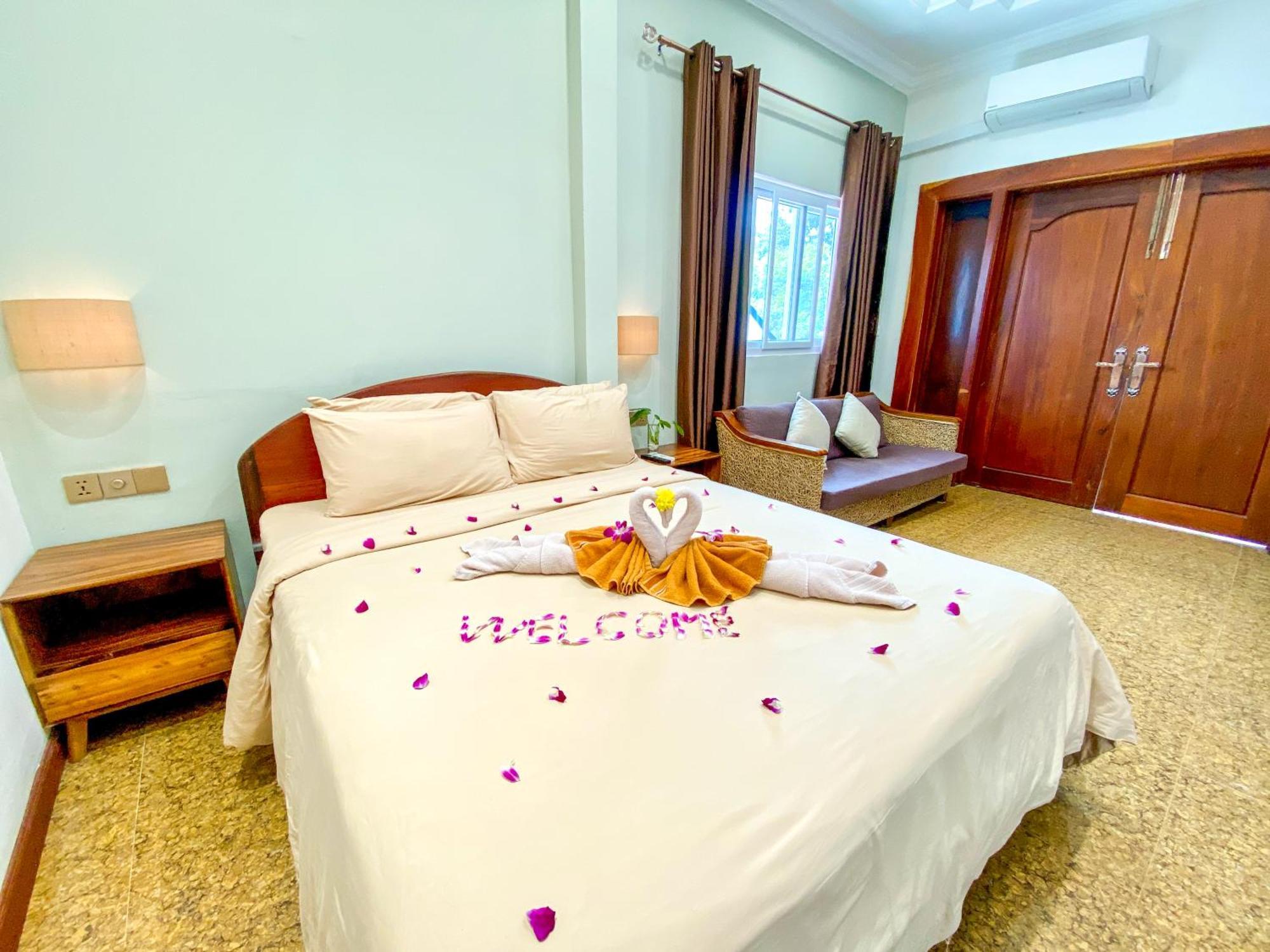 Muni Residence & Spa Battambang Exterior foto